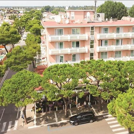 Hotel D'Annunzio Lido di Jesolo Zewnętrze zdjęcie